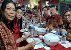 Warga Multietnis Semarang Ikuti Tok Panjang Imlek 