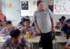 Airlangga Simulasi Makan Siang Gratis di SMPN 2 Curug