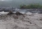 Rumah Warga dan Jembatan Rusak Diterjang Lahar Dingin Semeru