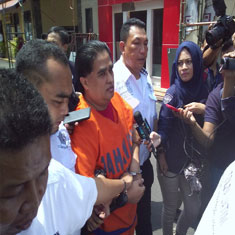 Pesta Sabu, Pengacara Dimas Kanjeng Ditangkap Polisi