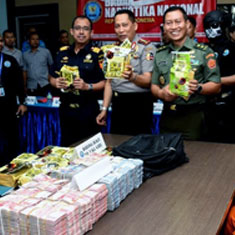 TNI Gagalkan Penyeludupan 10,39 kg Sabu Lewat Entikong